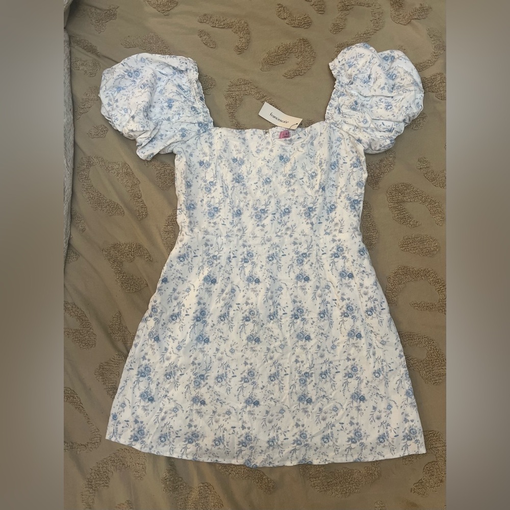 🍰 Francesca’s Blue Floral Puff Sleeve Mini Dress - Picture 5 of 11